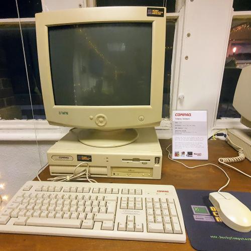 Compaq DeskPro XE 466
