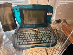 Apple eMate 300 - picture 1