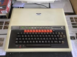 Acorn BBC Model B - picture 1
