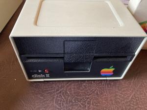 Apple IIe - picture 2