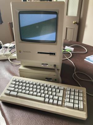 Apple Macintosh Plus 1Mb - picture 1