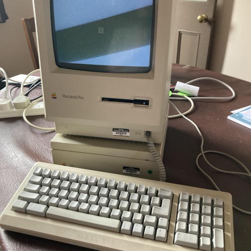 Apple Macintosh Plus 1Mb