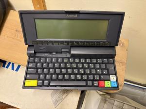Amstrad NC200 - picture 1