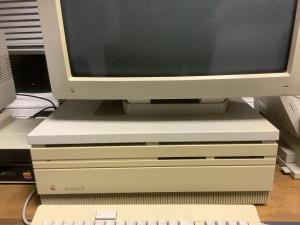 Apple Macintosh II - picture 1