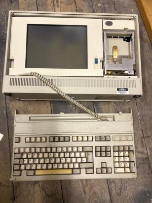 IBM PS/2 Model P70 - picture 1