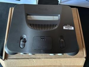 Nintendo Nintendo 64 - picture 1